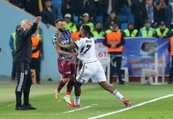 Trabzonspor - Beşiktaş maçında gergin anlar! Cyle Larin kırmızı kart gördü