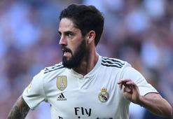 Real Madrid'de Isco, Twitter'da taraftarla tartıştı