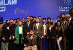 Bakan Kasapoğlu, Elazığ'da yapılacak Gençlik ve Spor Yatırımları Protokol Töreni'ne katıldı
