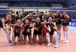 U17 Kız Voleybol Milli Takımı, namağlup Avrupa Şampiyonası Finalleri'nde