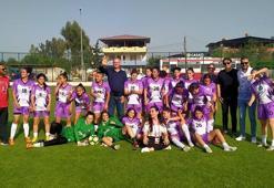 Adana 01 Kadın Futbol Kulübü Play Off'ta