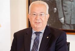 Eşref Hamamcıoğlu'ndan Burak Elmas'a: Neden kalmak için ısrar ediyorsunuz?