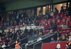 Son dakika! Galatasaray'ın Rumen yıldızını izlemek için stadyuma geldi