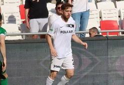Altay'da sahne gençlerin