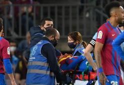 Barcelona - Celta Vigo maçında korkutan anlar! Ronald Araujo hastaneye kaldırıldı