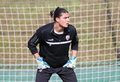 Altınordu'nun kalecisi Ali Emre Yanar bunalıma girdi