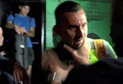 Bursaspor'un kaptanı Burak Altıparmak'a saldırı! Boğazını sıktı, tokat attı...