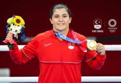 Busenaz Sürmeneli, Dünya Kadınlar Boks Şampiyonası'nda finalde!