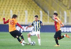 Cem Dizdar'dan U19 açıklaması: Normal maçların öncesinde aynı statta oynanmalı