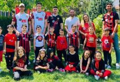 Eskişehirsporlu futbolcular çocuklarla buluştu