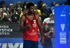 Milliler, plaj voleybolunda ilk 18'e kaldı