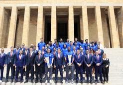 Euroleague şampiyonu Anadolu Efes, Anıtkabir'de
