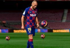 Barcelona'nın yeni transferi alay konusu oldu!