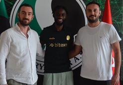 Sakaryaspor defans oyuncusu Isaac Donkor ile anlaştı