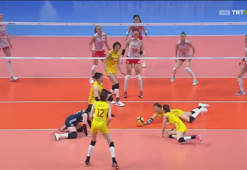FIVB Milletler Ligi Türkiye-Çin maçında Çinli oyuncudan inanılmaz müdahale!