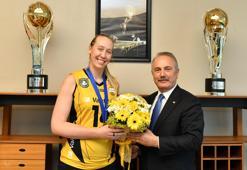 VakıfBank'ta Michelle Bartsch-Hackley takımdan ayrıldı