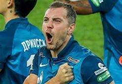 Son Dakika | Rus golcü Artem Dzyuba, Fenerbahçe ile görüşmek için İstanbul'a geldi