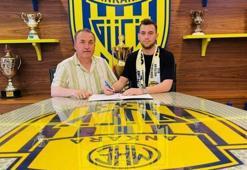 Ankaragücü, Doğukan Kaya'yı transfer etti