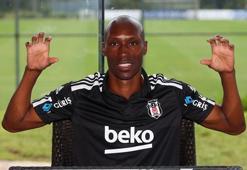 Son dakika Beşiktaş transfer haberi! Atiba Hutchinson ile yola devam