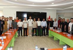 Merih Demiral Alanyaspor'u ziyaret etti