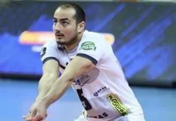 Arkas Spor'da Burak Çevik ayrıldı