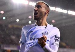 Transfer haberi: Cenk Tosun için Aris iddiası