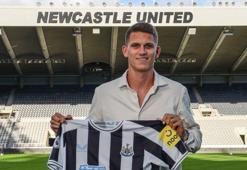 Newcastle United, Lille'den Sven Botman'ı transfer etti