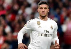 Luka Jovic'in yeni adresi Fiorentina
