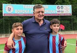 Yılmaz Vural, Borçka Trabzonspor Okulu'nu ziyaret etti