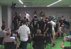 Eski Galatasaraylı Riera'nın basın toplantısı basıldı