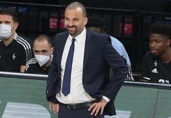 Asvel, Başantrenör Parker'ın sözleşmesini 2026'ya uzattı