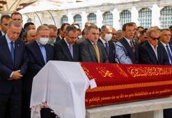 Göksel Gümüşdağ'ın annesi son yolculuğuna uğurlandı