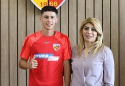 Kayserispor, Baran Ali Gezek'i profesyonel yaptı