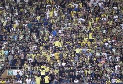 Fenerbahçe: Tribünlerimizin bir bölümünden yükselen reaksiyonu kesinlikle kabul etmiyoruz