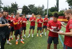Galatasaray'da Fredrik Midtsjö'nün doğum günü kutlandı