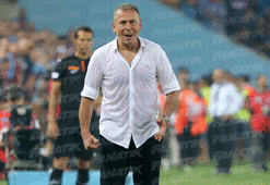 Trabzonspor Teknik Direktörü Abdullah Avcı, Galatasaray maçı sonrası özeleştiri yaptı!