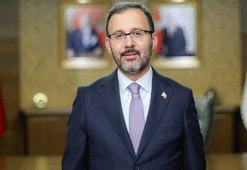 Bakan Kasapoğlu'ndan milli yelkenci Artun Şenol için tebrik mesajı