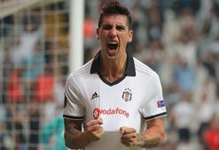 Enzo Roco UEFA Avrupa Ligi'nde haftanın 11'ine seçildi