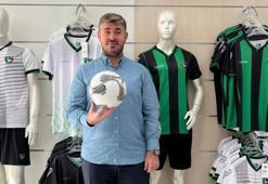 Mehmet Uz, Denizlispor'un resmi ürünlerinin satıldığı mağazaları ziyaret etti
