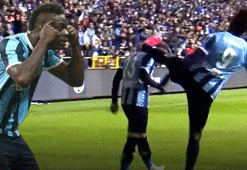 Türk futbolundan Balotelli geçti