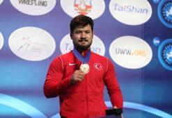 Ali Cengiz'den Dünya Şampiyonası'nda bronz madalya
