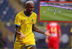 Talisca yeni sezona hızlı başladı! Frikik golüyle mest etti! (VİDEO)