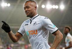 Jordan Ayew elden kaçtı!