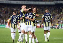 Fenerbahçe'den Alanyaspor'a farklı tarife... İşte maçtan fotoğraflar...