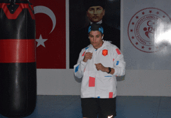 Milli boksör Busenaz Sürmeneli: “Bu ülke çok daha fazla olimpiyat şampiyonunu hak ediyor”