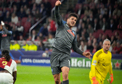(ÖZET) Ajax-Napoli maç sonucu: 1-6