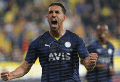 Fenerbahçe'de füzelerin ismi: İrfan Can Kahveci