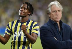 Fenerbahçe'de Jorge Jesus'un zor seçimi