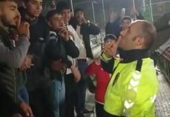 Amatör maçta tartışan taraftarları polis sakinleştirip, 'üçlü' çektirdi