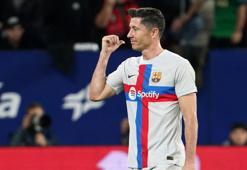 Osasuna-Barcelona maçında kırmızı kart gören Lewandowski'ye kötü haber